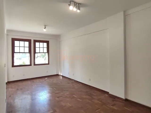Apartamento 1 quarto e 1 banheiro, à venda, no bairro Santa Cecília em São Paulo