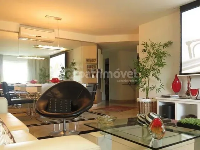 Apartamento com 200m² 4 quartos e 5 banheiros, à venda, no bairro Barra da Tijuca em Rio de Janeiro