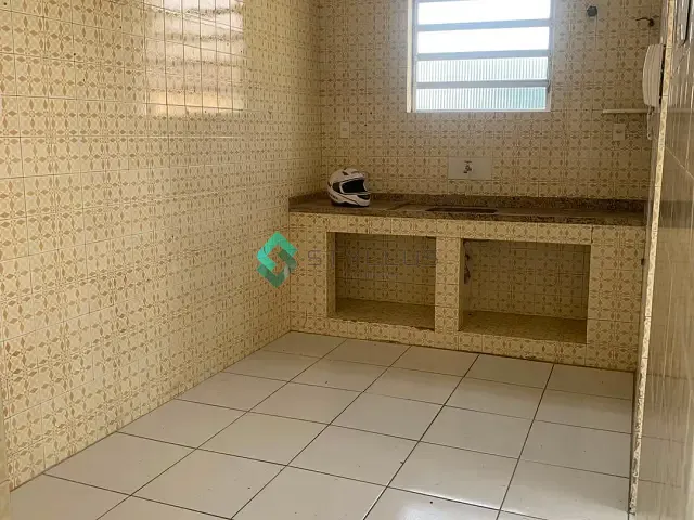 Apartamento 2 quartos e 1 banheiro, para alugar, no bairro Maria da Graça em Rio de Janeiro