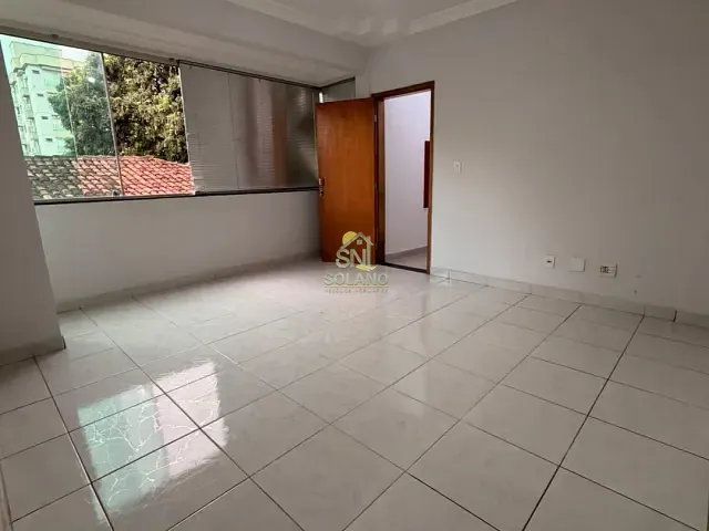 Apartamento 3 quartos e 2 banheiros, para alugar, no bairro Jardim América em Goiânia