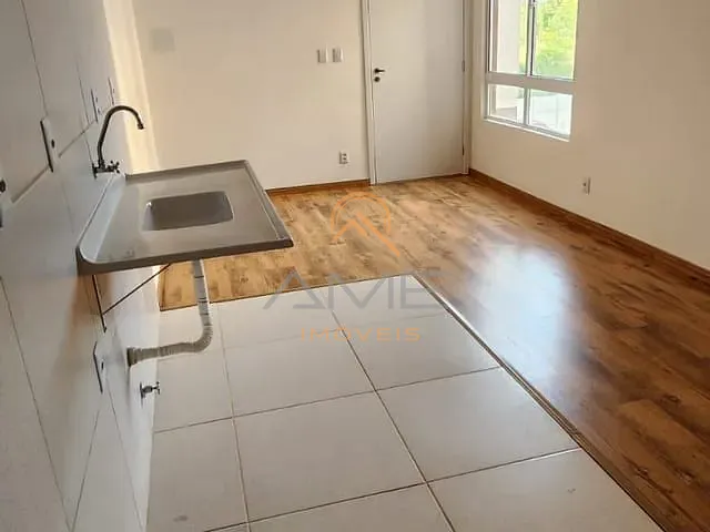 Apartamento 2 quartos e 1 banheiro, à venda, no bairro Três Vendas em Pelotas