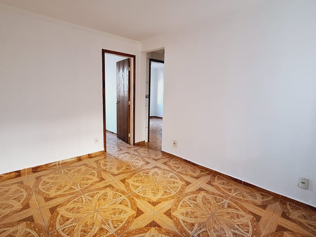 Foto do Apartamento - Apartamento para venda R$ 130.000 e/ou locação por R$ 800, + cond. R$ 185,00 - Jardim Nélia, Itaim P. - São Paulo, SP | Acharimóvel.net