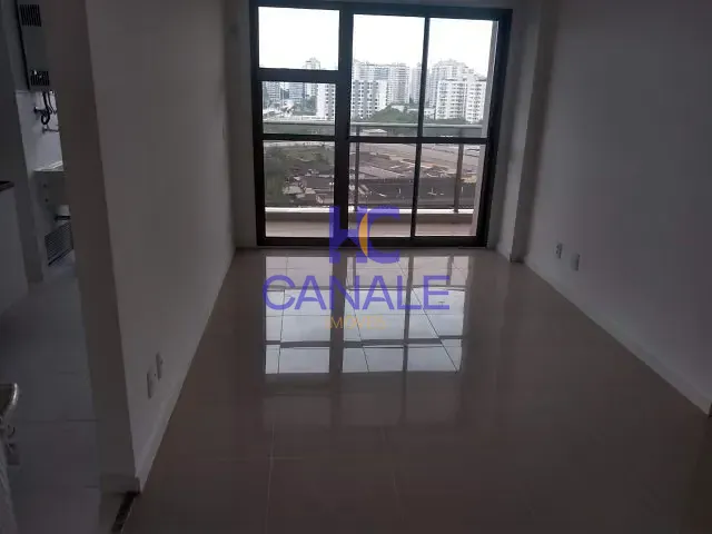 Apartamento com 65m² 2 quartos e 2 banheiros, para alugar, no bairro Barra Olímpica em Rio de Janeiro