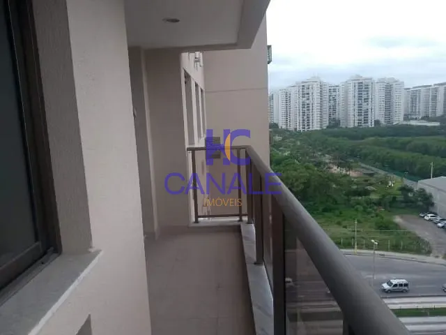 Apartamento com 65m² 2 quartos e 2 banheiros, para alugar, no bairro Barra Olímpica em Rio de Janeiro