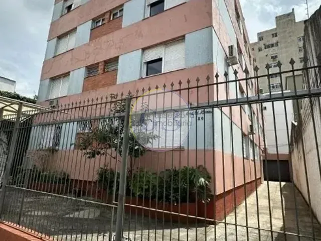 Apartamento 2 quartos e 1 banheiro, à venda ou para alugar, no bairro Centro em Pelotas