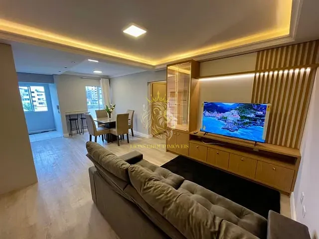 Apartamento 2 quartos e 1 banheiro, à venda, no bairro Centro em Camboriú