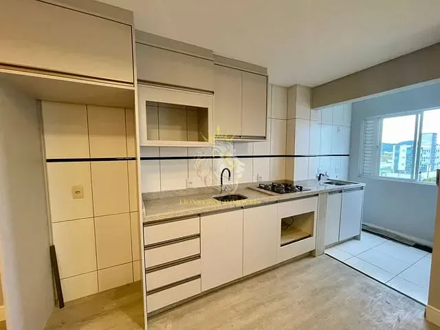 Apartamento 2 quartos e 1 banheiro, à venda, no bairro Centro em Camboriú
