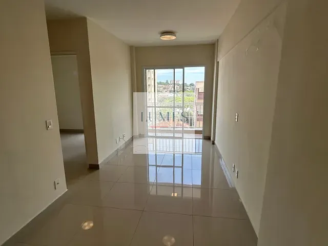 Apartamento com 52m² 2 quartos e 2 banheiros, para alugar, no bairro Vila Rehder em Americana