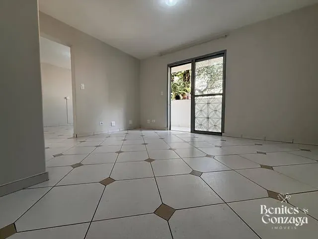 Apartamento 3 quartos e 3 banheiros, para alugar, no bairro Zona 07 em Maringá