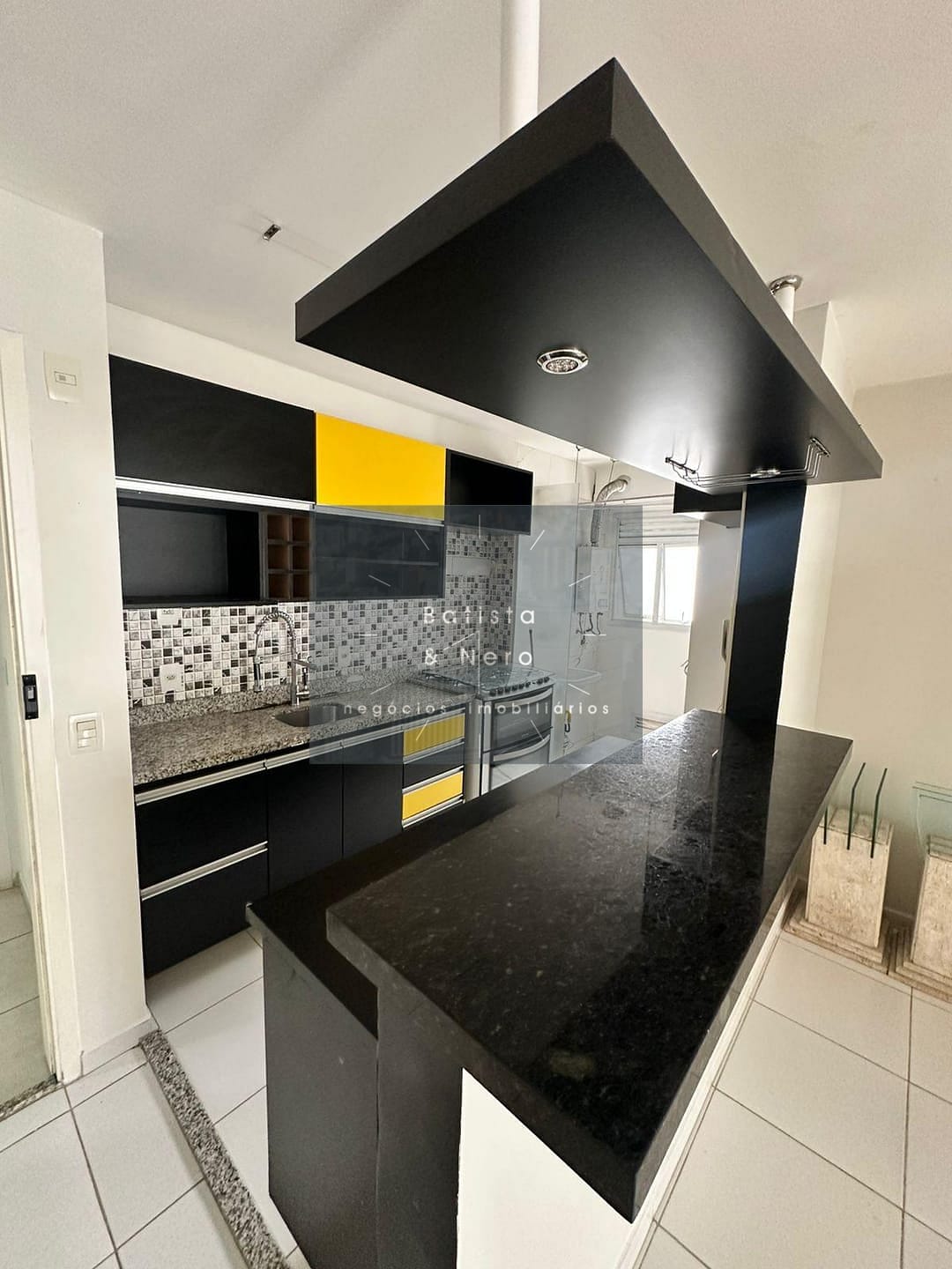 Apartamento à venda e aluguel com 3 quartos, 70m² - Foto 2