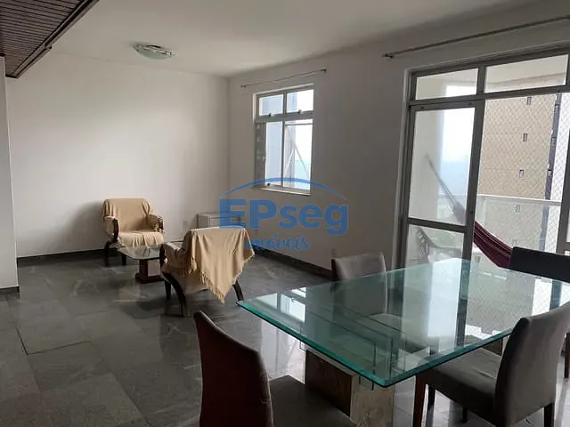 Apartamento 3 quartos e 2 banheiros, à venda, no bairro Barra em Salvador