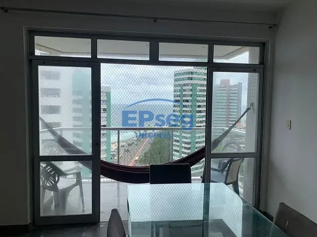 Apartamento 3 quartos e 2 banheiros, à venda, no bairro Barra em Salvador