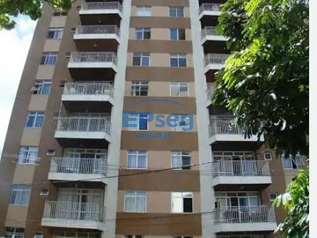 Apartamento 3 quartos e 2 banheiros, à venda, no bairro Barra em Salvador
