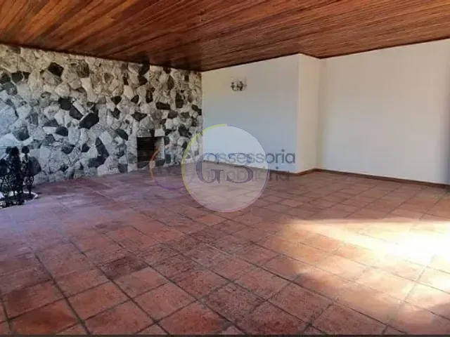 Apartamento 3 quartos e 3 banheiros, para alugar, no bairro Centro em Pelotas