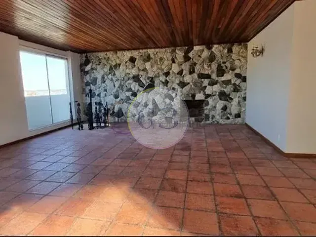 Apartamento 3 quartos e 3 banheiros, para alugar, no bairro Centro em Pelotas