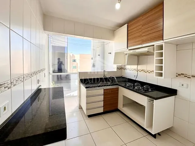 Apartamento com 71m² 2 quartos e 1 banheiro, à venda, no bairro Parque da Fonte em São José dos Pinhais