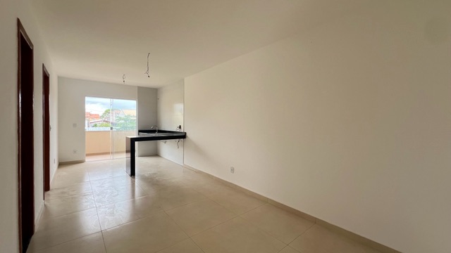 Apartamento com 600m² 2 quartos e 2 banheiros, à venda, no bairro Parque Burle em Cabo Frio