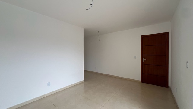 Apartamento com 600m² 2 quartos e 2 banheiros, à venda, no bairro Parque Burle em Cabo Frio