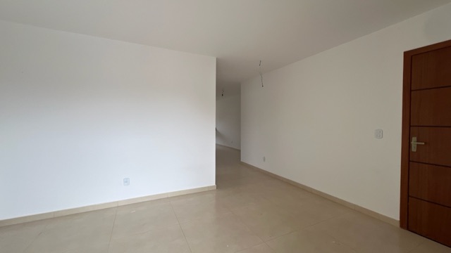 Apartamento com 600m² 2 quartos e 2 banheiros, à venda, no bairro Parque Burle em Cabo Frio