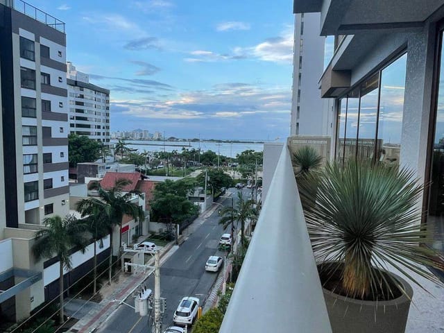 Apartamento 3 quartos e 3 banheiros, à venda, no bairro Fazenda em Itajaí