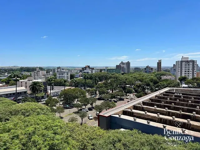 Apartamento com 267m² 3 quartos e 3 banheiros, à venda, no bairro Zona 07 em Maringá