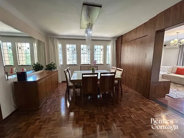 Apartamento com 267m² 3 quartos e 3 banheiros, à venda, no bairro Zona 07 em Maringá