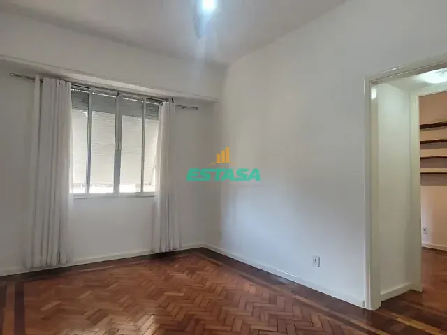 Apartamento 1 quarto e 1 banheiro, para alugar, no bairro Laranjeiras em Rio de Janeiro