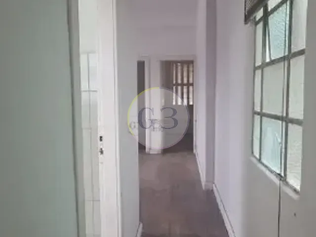 Apartamento 2 quartos e 1 banheiro, à venda ou para alugar, no bairro Centro em Pelotas