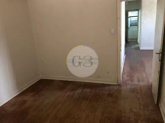 Apartamento 2 quartos e 1 banheiro, à venda ou para alugar, no bairro Centro em Pelotas