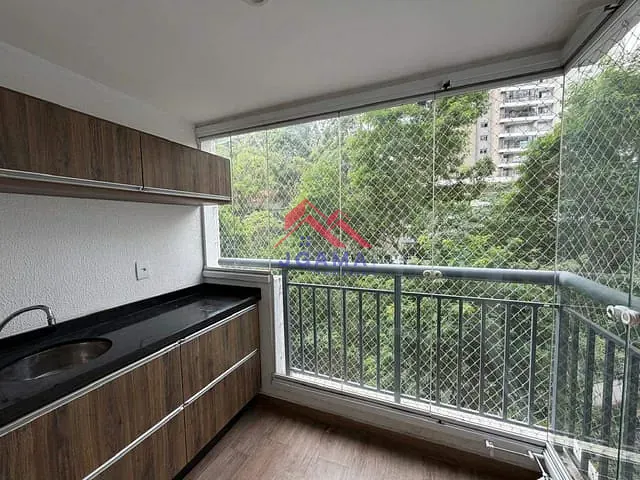 Apartamento com 55m² 2 quartos e 1 banheiro, para alugar, no bairro Vila Andrade em São Paulo