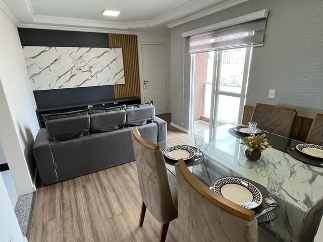 Foto do Apartamento - FACE NORTE, móveis planejados em todos os ambientes, sacada com churrasqueira e vaga coberta | Auze Imóveis