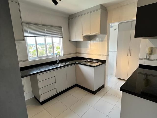 Foto do Apartamento - FACE NORTE, móveis planejados em todos os ambientes, sacada com churrasqueira e vaga coberta | Auze Imóveis