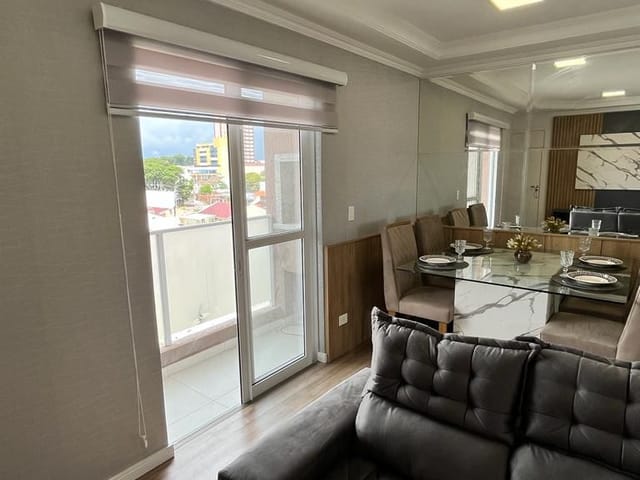 Foto do Apartamento - FACE NORTE, móveis planejados em todos os ambientes, sacada com churrasqueira e vaga coberta | Auze Imóveis