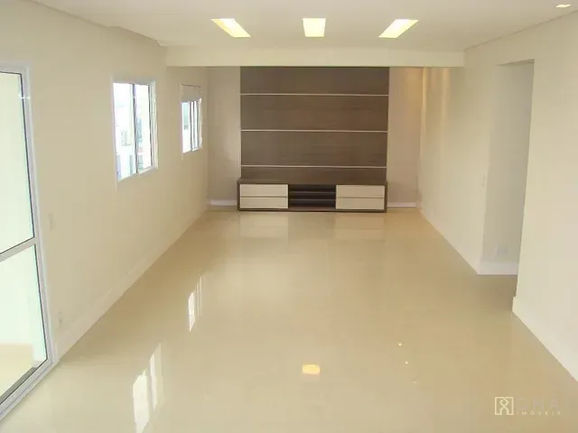 Apartamento com 450m² 3 quartos e 6 banheiros, à venda, no bairro Vila Adyana em São José dos Campos