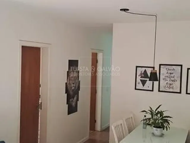 Apartamento com 52m² 3 quartos e 1 banheiro, à venda, no bairro Santa Cândida em Curitiba