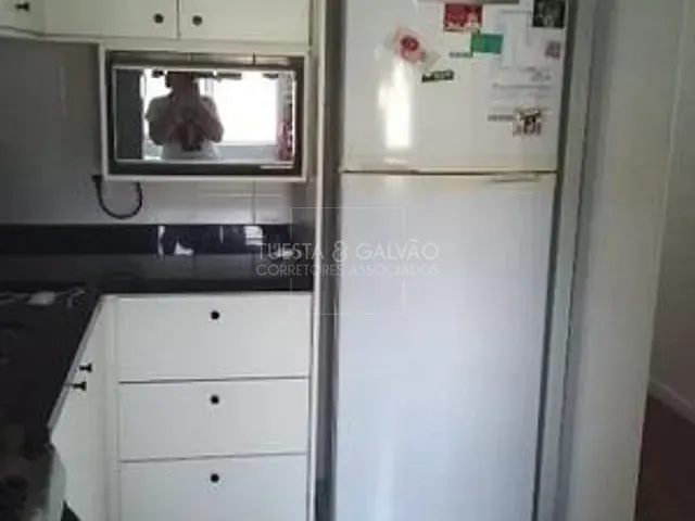 Apartamento com 52m² 3 quartos e 1 banheiro, à venda, no bairro Santa Cândida em Curitiba
