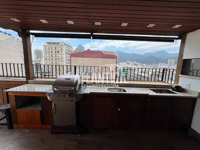Cobertura / Penthouse com 349m² 4 quartos e 5 banheiros, à venda, no bairro Leblon em Rio de Janeiro