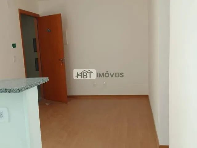 Apartamento 2 quartos e 1 banheiro, para alugar, no bairro Jardim Godoy em Bauru