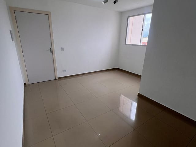 Apartamento 2 quartos e 1 banheiro, à venda, no bairro Vila Urupês em Suzano