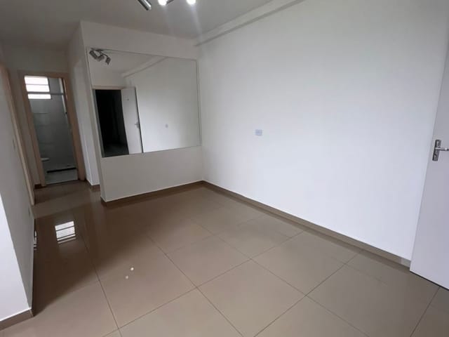 Apartamento 2 quartos e 1 banheiro, à venda, no bairro Vila Urupês em Suzano