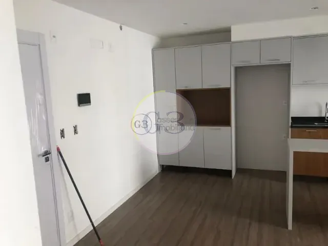 Apartamento 2 quartos e 1 banheiro, para alugar, no bairro Três Vendas em Pelotas