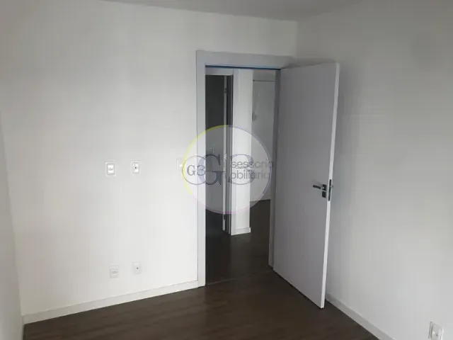 Apartamento 2 quartos e 1 banheiro, para alugar, no bairro Três Vendas em Pelotas