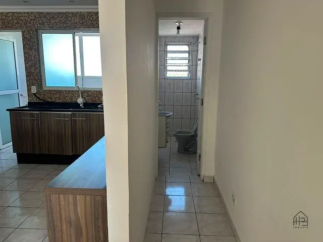 Apartamento 2 quartos e 2 banheiros, para alugar, no bairro Centro em Cotia
