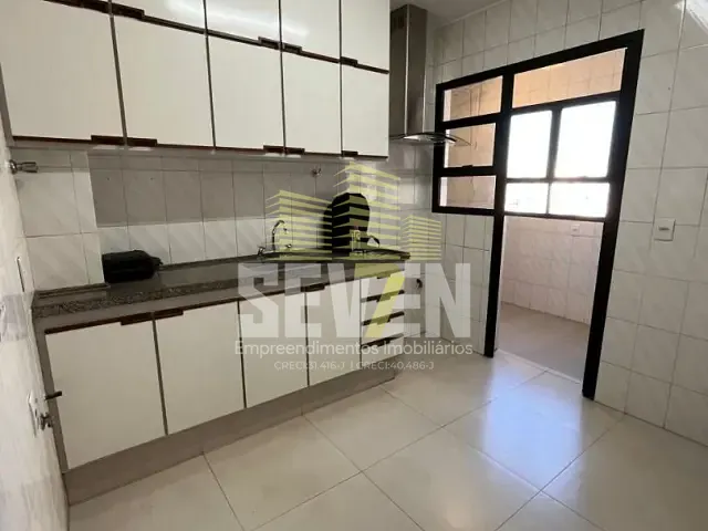 Apartamento com 103m² 3 quartos e 2 banheiros, à venda, no bairro Vila Cidade Universitária em Bauru
