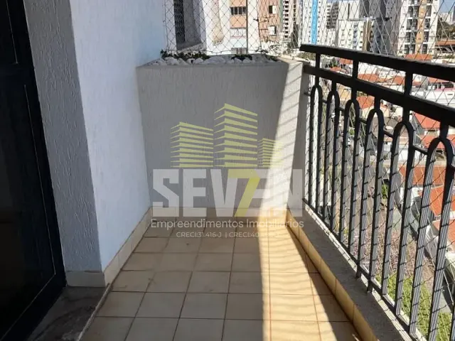 Apartamento com 103m² 3 quartos e 2 banheiros, à venda, no bairro Vila Cidade Universitária em Bauru