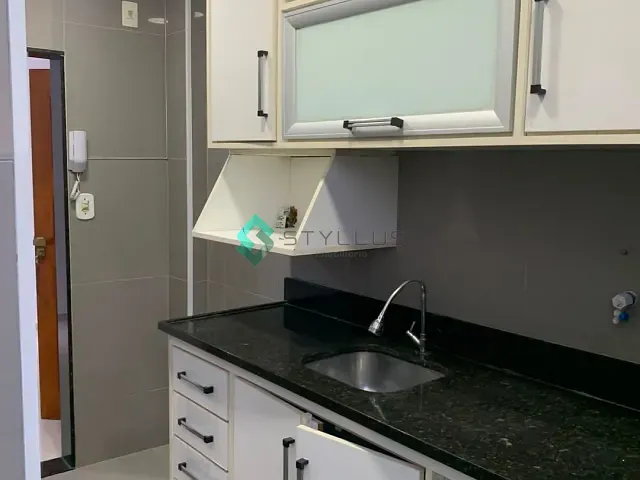 Apartamento 2 quartos e 1 banheiro, para alugar, no bairro Méier em Rio de Janeiro