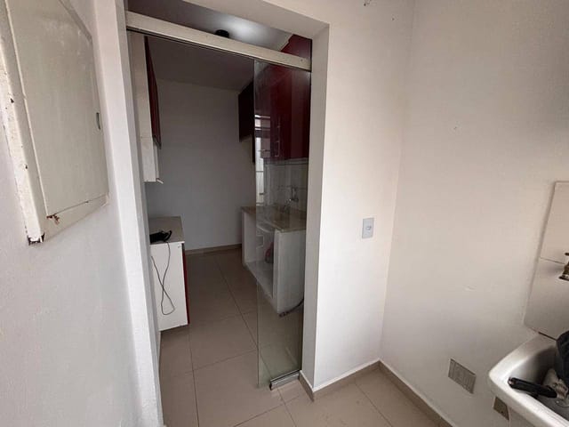 Apartamento 2 quartos e 1 banheiro, à venda, no bairro Jardim Marica em Mogi das Cruzes