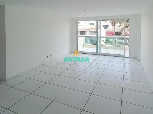 Apartamento 2 quartos e 1 banheiro, à venda, no bairro Curicica em Rio de Janeiro