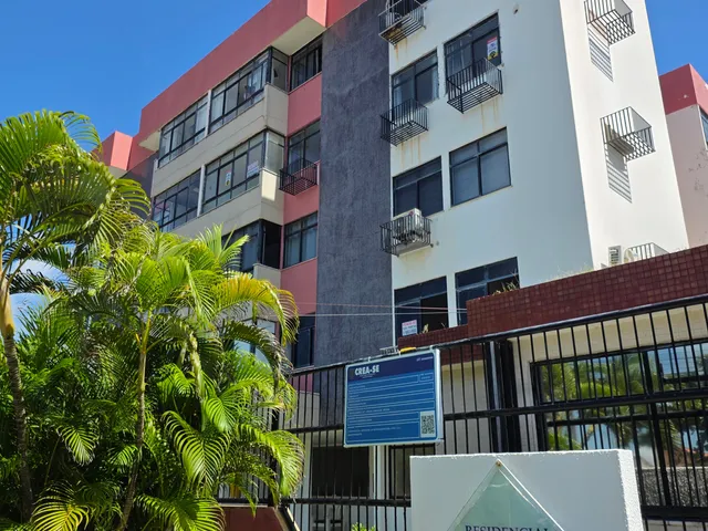 Apartamento 3 quartos e 3 banheiros, à venda, no bairro Atalaia em Aracaju