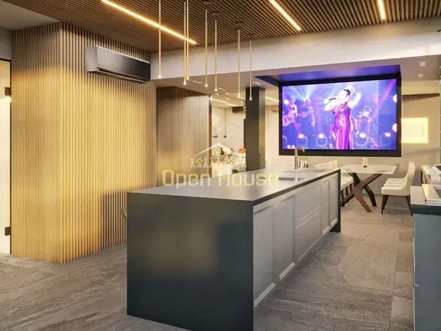 Cobertura / Penthouse 3 quartos e 3 banheiros, à venda, no bairro Nossa Senhora das Graças em Volta Redonda